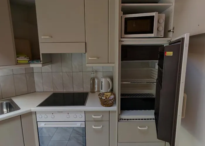 Hotel Harder Minerva Entrelagos